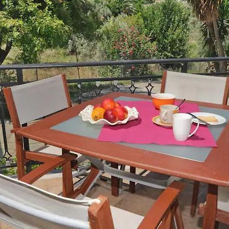 Skopelos Chara'S Lux Apartment Eksteriør bilde